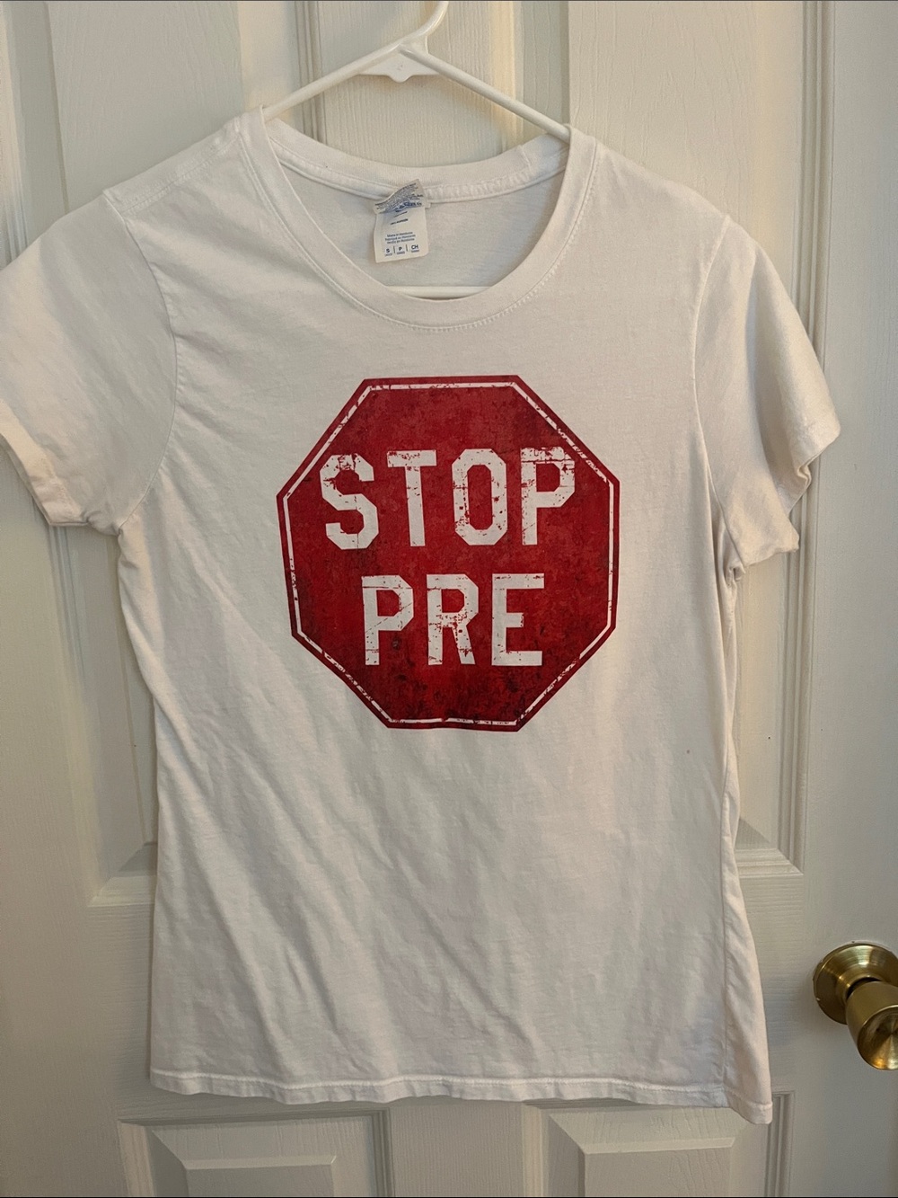 STOP PRE Graphic Tee Womenβs S